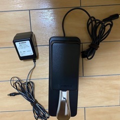 ヤマハ　電子ピアノ　piaggero NP-31（ペダル、スタンド付き）　の画像