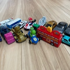 トミカ　ミニカー　まとめ売りの画像