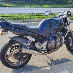 福岡　Ｂａｎｄｉｔ２５０(スズキ) GJ74 バンディット250🔴189000円🔴書類あり　車庫保管 旧車‼️引取のみ。要調整　整備　レストア　この世代の名車　よくお読みください‼️値引きなし‼️ の画像