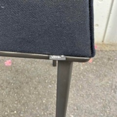 【7/30迄、値下げ交渉可】Vitra ヴィトラ　ソフトシェル アームチェア　ブラックの画像