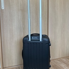 【機内持ち込み可能サイズ】黒色スーツケースの画像