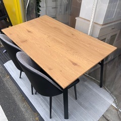 【モデルルーム展示品】　ダイニングテーブル　チェア3点セットの画像