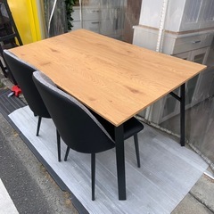 【モデルルーム展示品】　ダイニングテーブル　チェア3点セットの画像