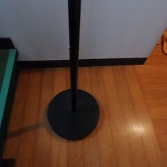 ポールハンガースタンドの画像