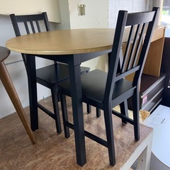 IKEA イケア　ダイニングテーブル　チェア3点セットの画像