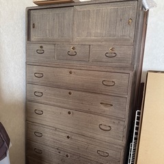 昭和の桐の和タンスの画像