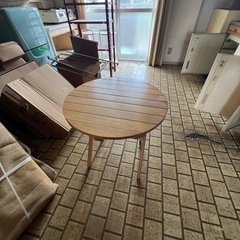 【木製 丸型テーブル】折りたたみOK！持ち運びラクラク／コンパクト収納◎の画像