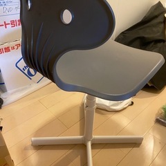 イケアMOLTE　チェアの画像