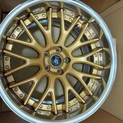 ほぼ新品VERZ　KUHL19㌅ホイール２本　ゴールド深リムの画像