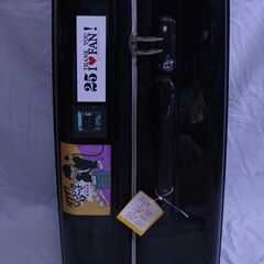 ベネトン　黒色　大型スーツケースの画像