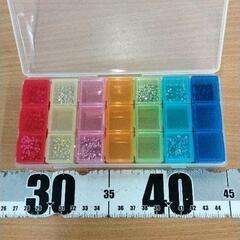 0711-195 デコパーツ入りケース