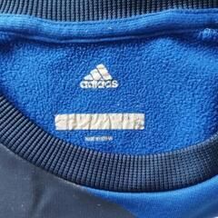 adidas 青 トレーナー 150サイズの画像