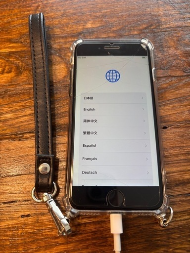 【受付終了】iPhone SE2 128GB【右角に割れあり、SIMフリー】