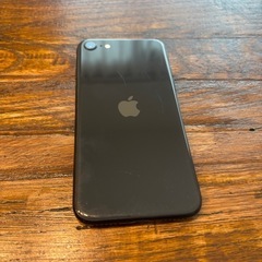 【受付終了】iPhone SE2 128GB【右角に割れあり、SIMフリー】の画像
