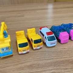 ハッピーセット　トミカの画像