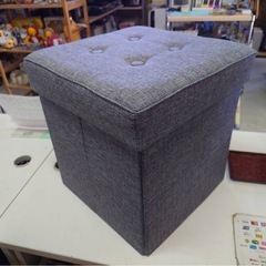 ● ファブリック 布張り 収納付きスツール  38×38×39cm 折りたたみ コンパクト 収納 スツール ボックス グレー 中古 ③の画像