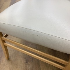 ダイニングテーブルの画像