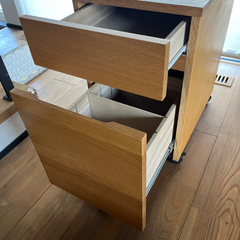 【美品】無印良 無垢材デスクキャビネットの画像