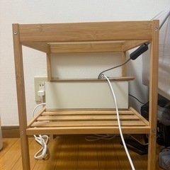 IKEA サイドテーブルの画像