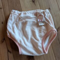 おまけあり　95サイズ　薄手のトレーニングパンツ　女児向け　6枚　3層の画像