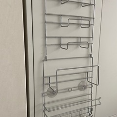 
冷蔵庫横　収納ラックの画像