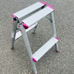 折りたたみステップ（二尺アルミ脚立）の画像