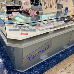 閉店につき　店舗什器　お譲りします　宝飾　Gケース　ガラスケース　ショーケースの画像