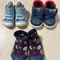 男の子靴３足セットの画像