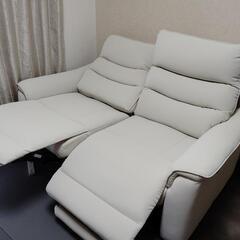 ニトリ電動ソファの画像