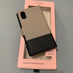 ケイトスペード　iPhoneカバー　XR　外側のみの画像