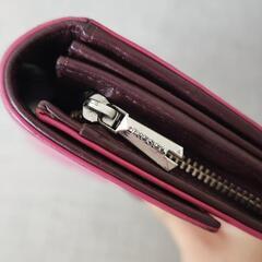 diesel 二つ折り長財布の画像