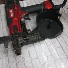 マキタ makita AR411HR 高圧エアビス打ち機 中古品 41mm 【ハンズクラフト宜野湾店】の画像