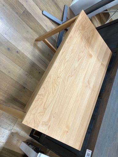 【軽トラック90分無料貸出サービス有】引き出し付デスク　リビンズ