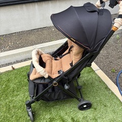 besrey ベビーカー コンパクト b型の画像