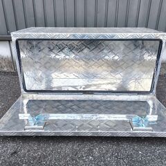 【引取り限定・現状渡し】メーカー不明 アルミボックス の画像