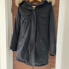 Aritzia WARMEST PARKA レディース ダウンジャケット XSの画像