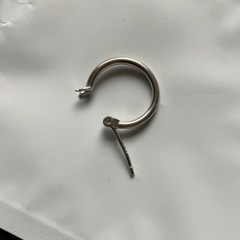 片耳用　シルバー　ピアス😀の画像
