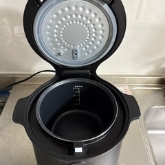 【炊飯器】5合炊き・メーカー不明の画像