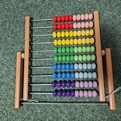【値引き中！美品✨カラフルそろばん】遊びながら数字に強くなる！知...