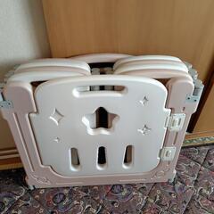折りたたみ式ベビーサークルの画像