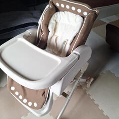 Apricaハイローチェアの画像