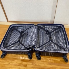 スーツケース　キャリーケース　中古の画像
