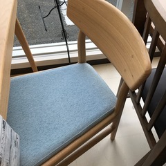 ウェーブデスク&チェアの画像