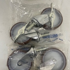 キャスター　4つセット　ストッパー付き　タイヤ　車輪　