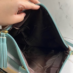 H2507-322  ショルダーバッグ 汚れありの画像