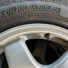 32スカイライン　純正16インチ　ジオライダーM/T+　マッドタイヤ付きの画像