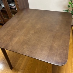 ダイニングテーブルセット
の画像