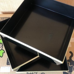 三段重 黒 金縁 おせち お重の画像