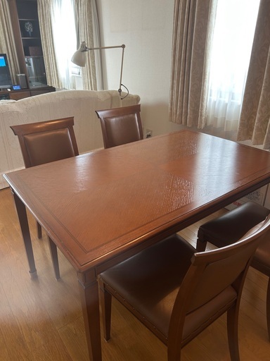 ダイニングセット譲ります