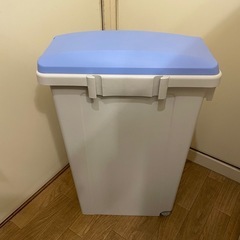 ダストボックスの画像